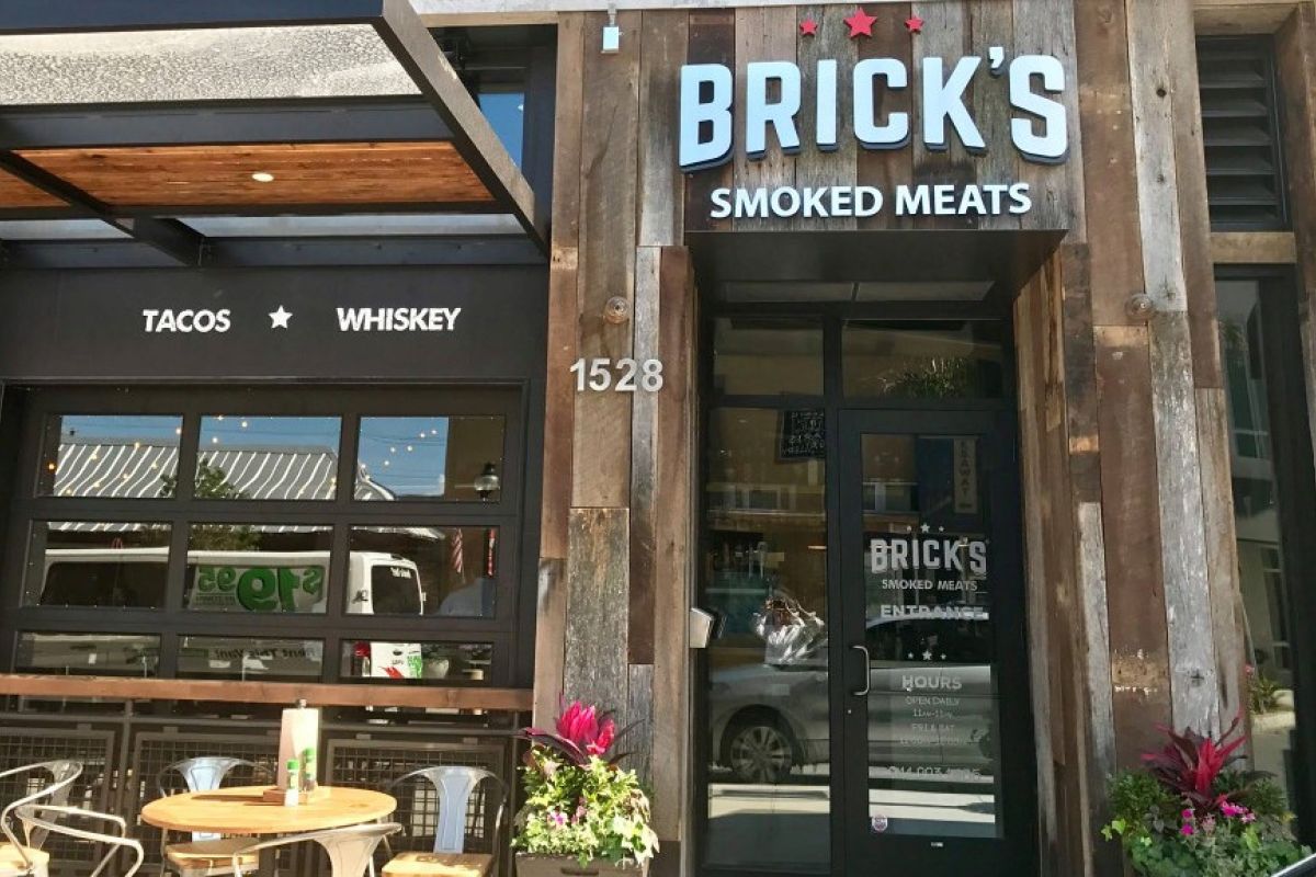 Brick’s Smoked Meats In Sarasota- Casual Chic Texas BBQ
