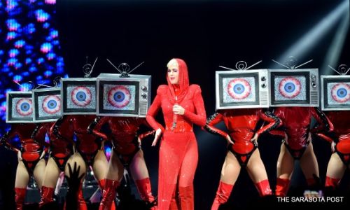 Katy Perry's Witness Tour is Larger than Life